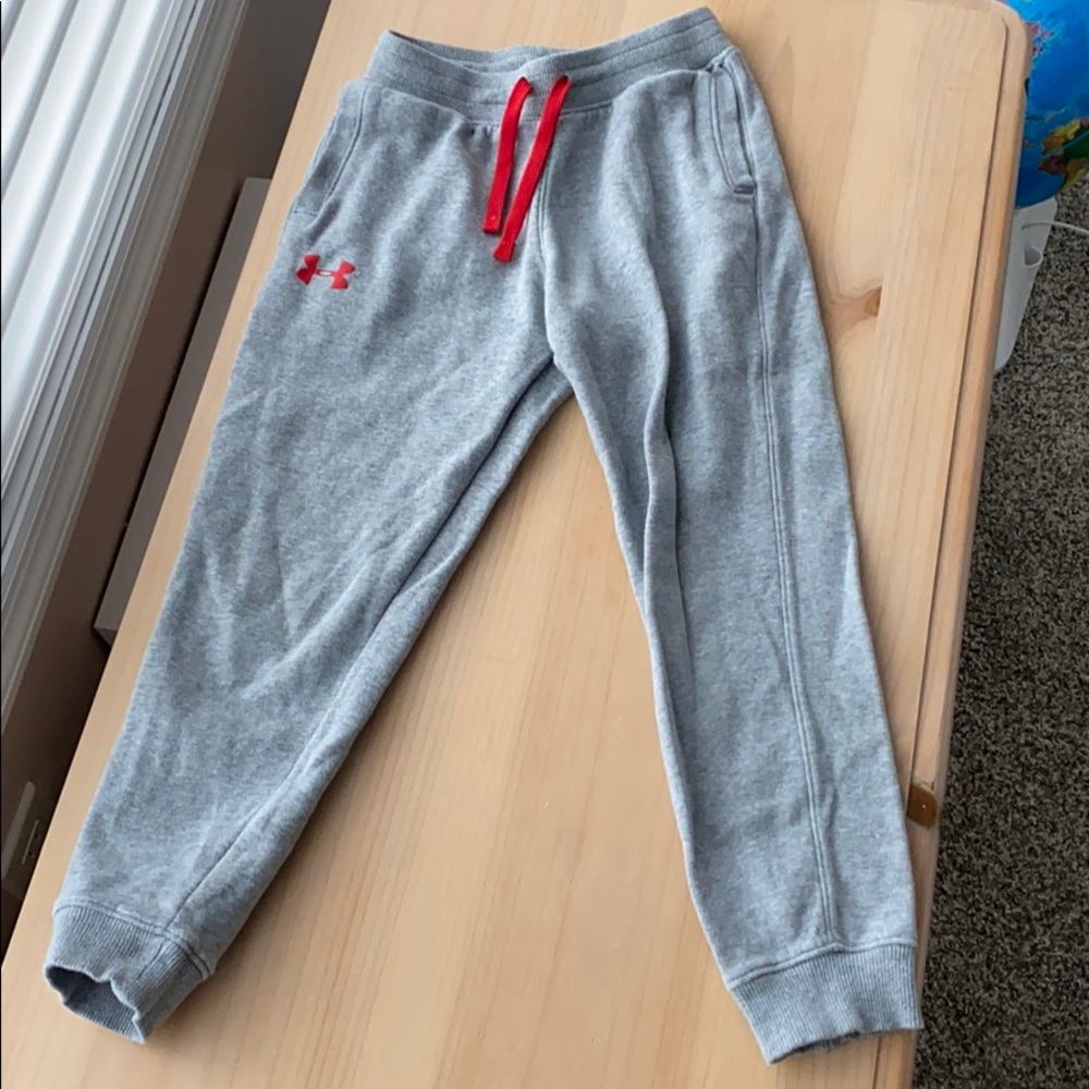 kids Under Armour gray sweats.  Red H and string